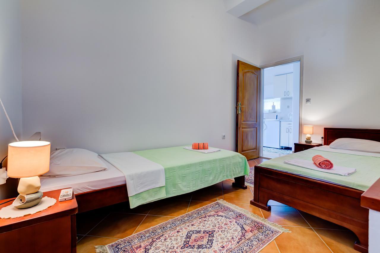Sea Line Apartments Херцег-Нови Экстерьер фото