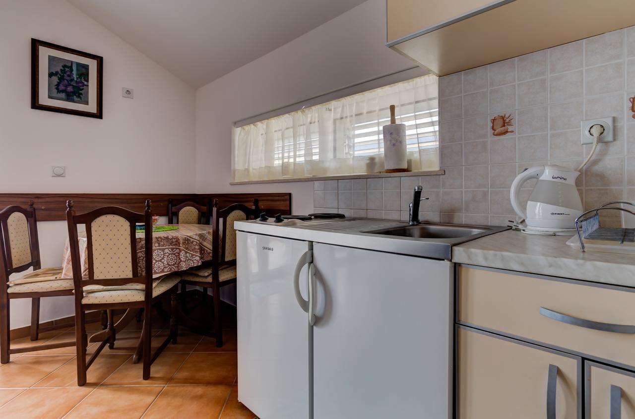 Sea Line Apartments Херцег-Нови Экстерьер фото
